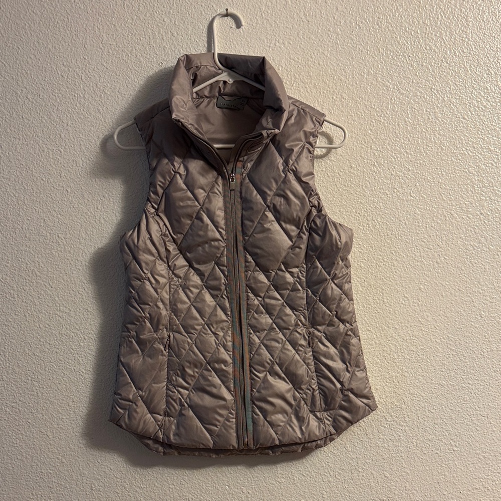 Athleta Quilted Vest in Taupe